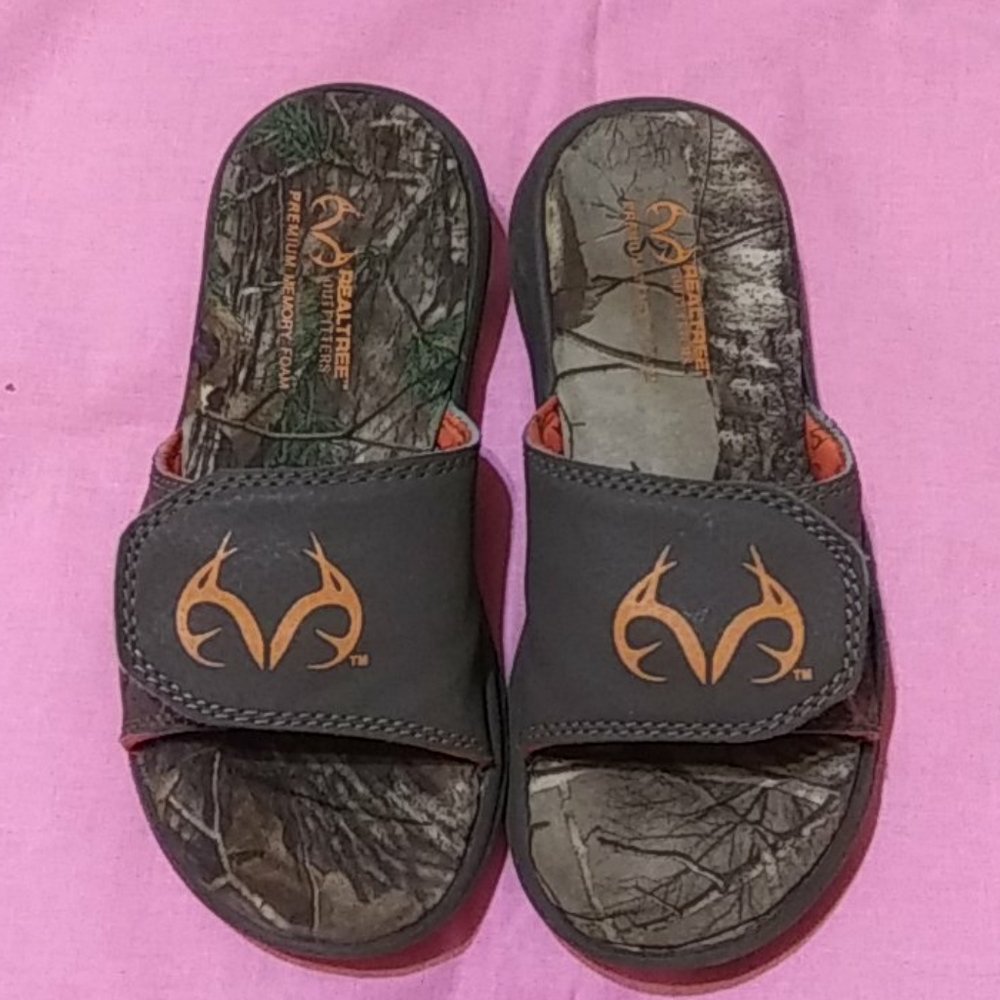 Realtree slides